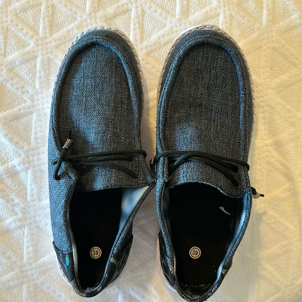 Super cute slipon shoes